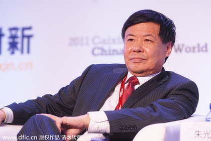 朱光耀:中國將避免過度刺激經濟