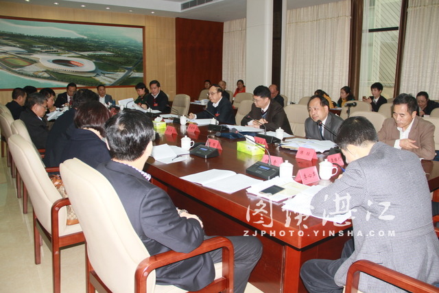 劉小華：聚力謀劃建設“十大中心” 加快建設海東新區