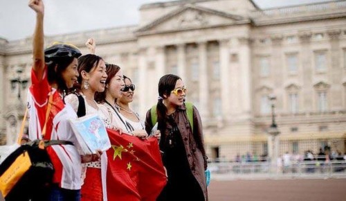2016年中國出境旅游人次將達1.33億