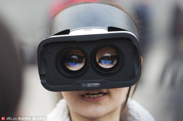 VR時代真的來了！從兩會記者裝備看技術變遷