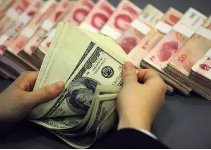【深度】人民幣匯率如何保持基本穩(wěn)定？一文讀懂丨年中經(jīng)濟觀察