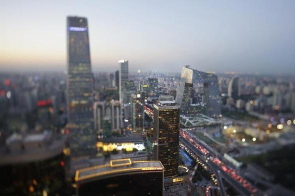 專家：中國經濟有望進入中高速平穩增長軌道