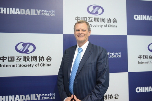 “DSL之父”約翰·喬菲：人工智能統(tǒng)治人類？無(wú)需過(guò)分夸大威脅