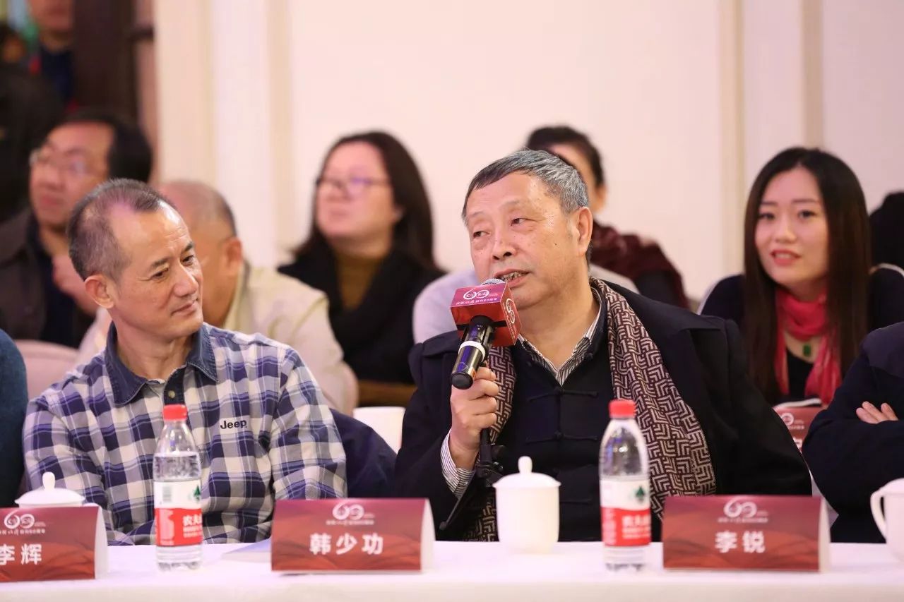文學(xué)家園：大咖舉杯古井貢，共慶《收獲》60年！