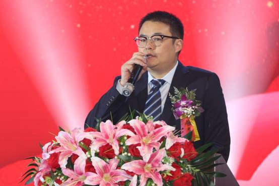 云付通實(shí)業(yè)集團(tuán)共慶新春，為夢(mèng)想繼續(xù)前行