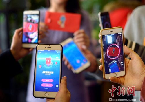 騰訊阿里春節(jié)紅包戰(zhàn)：微信退出 QQ對(duì)陣支付寶齊玩AR紅包